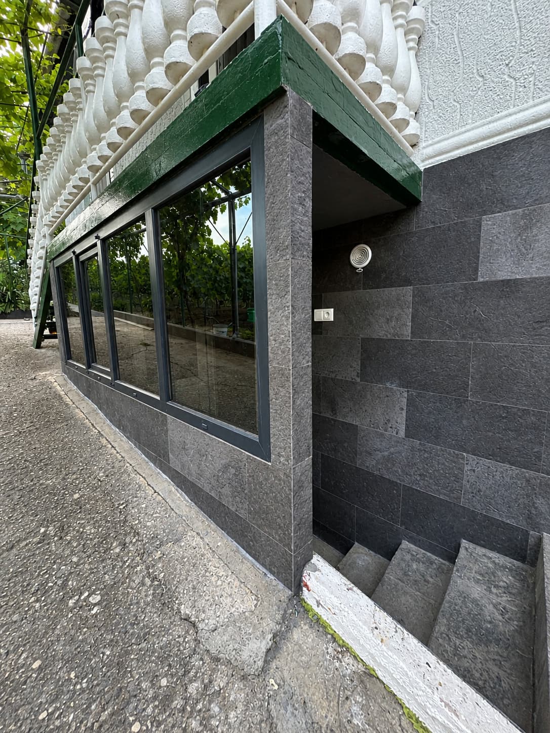 Flexible stone — house in Cimișlia — 19