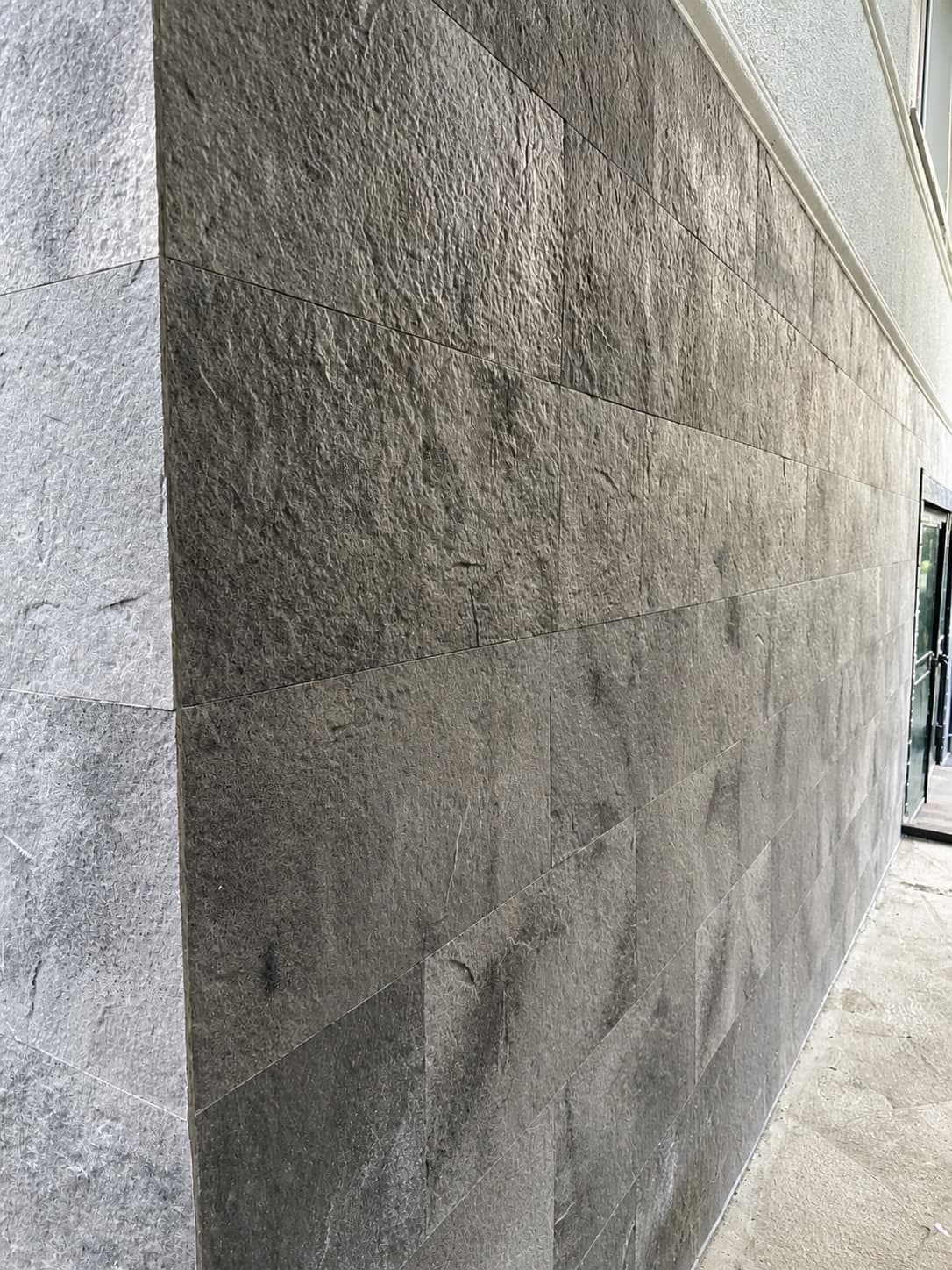 Flexible stone — house in Cimișlia — 5