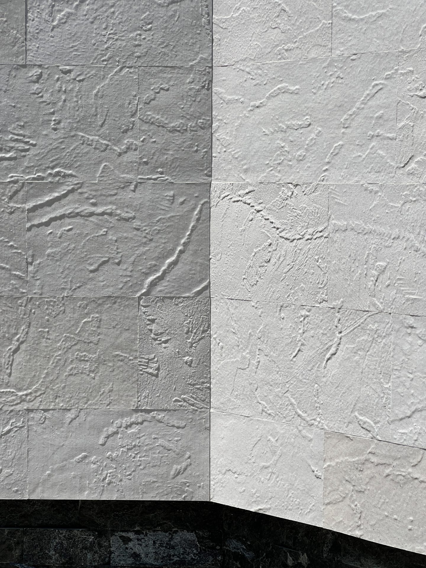 Flexible stone — the extended facade of a complex — 21