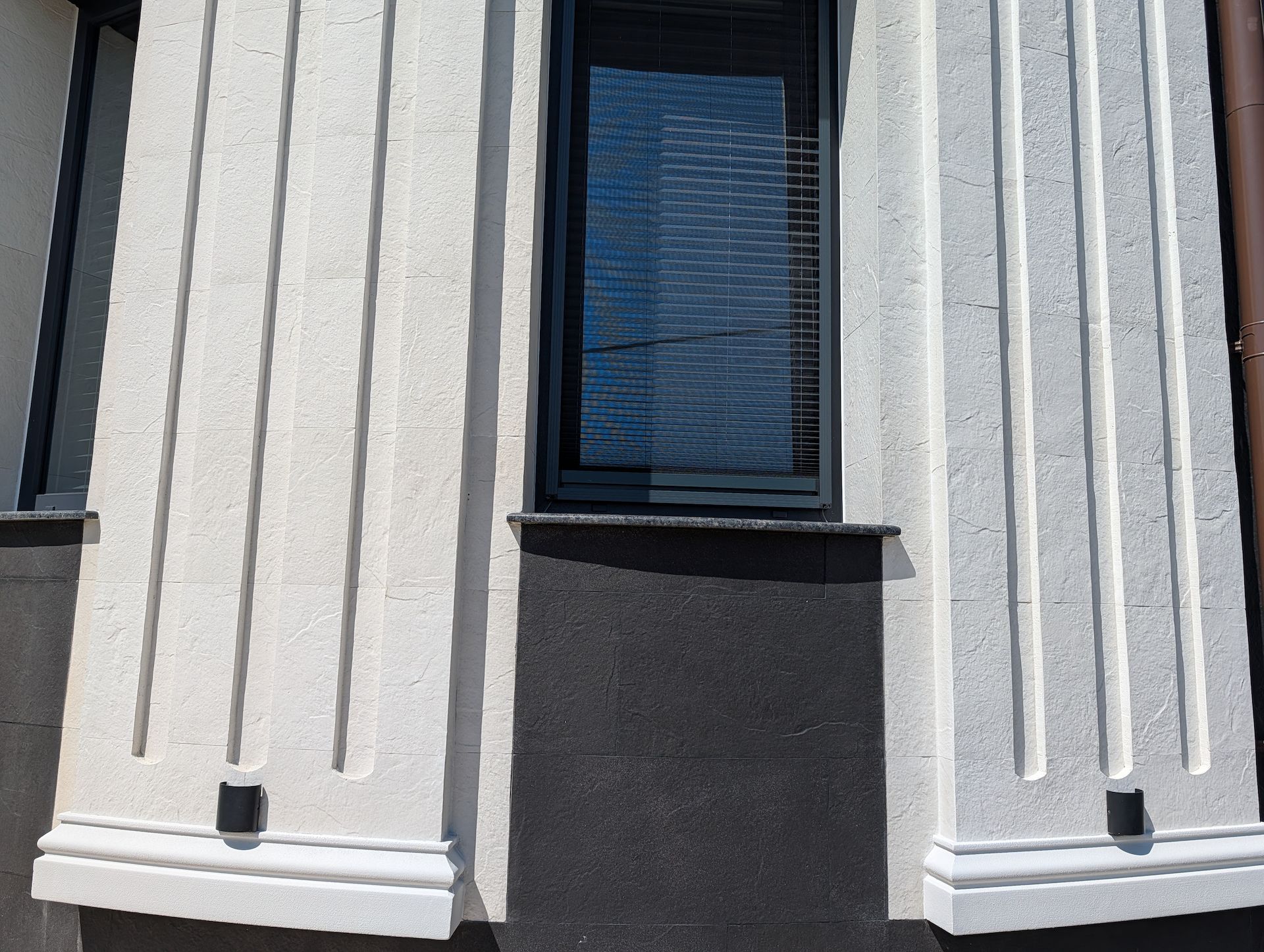 Slate Beige flexible cladding — facade detail — 25