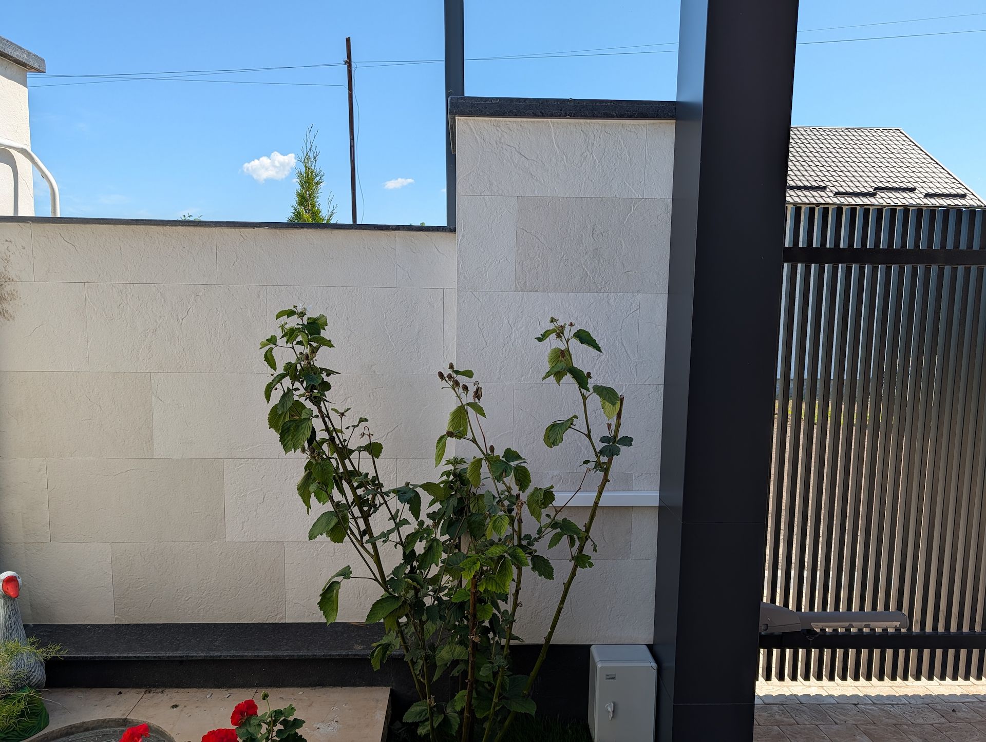 Slate Beige flexible cladding — facade detail — 29