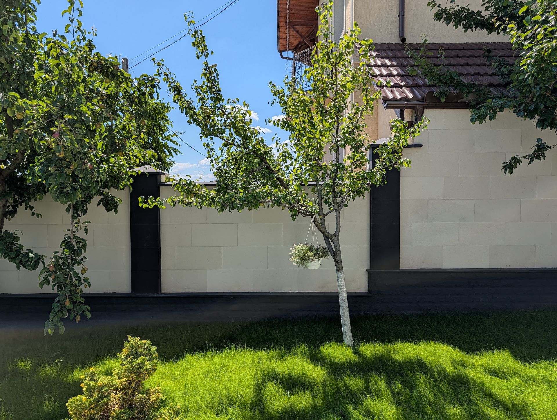 Slate Beige flexible cladding — facade detail — 32