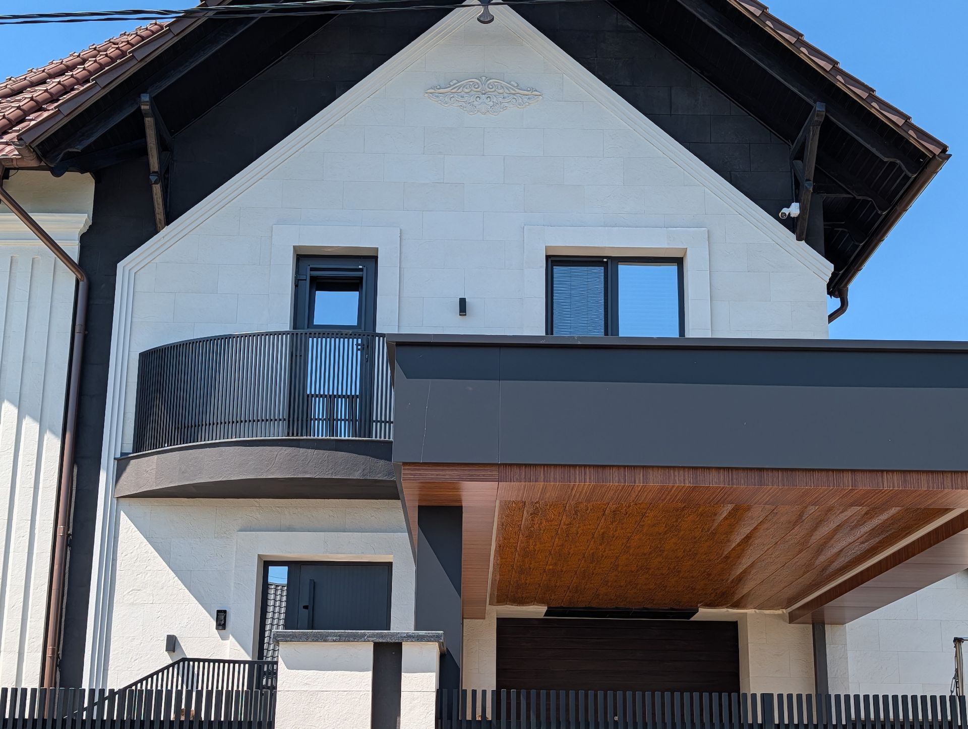 Slate Beige flexible cladding — facade detail — 37