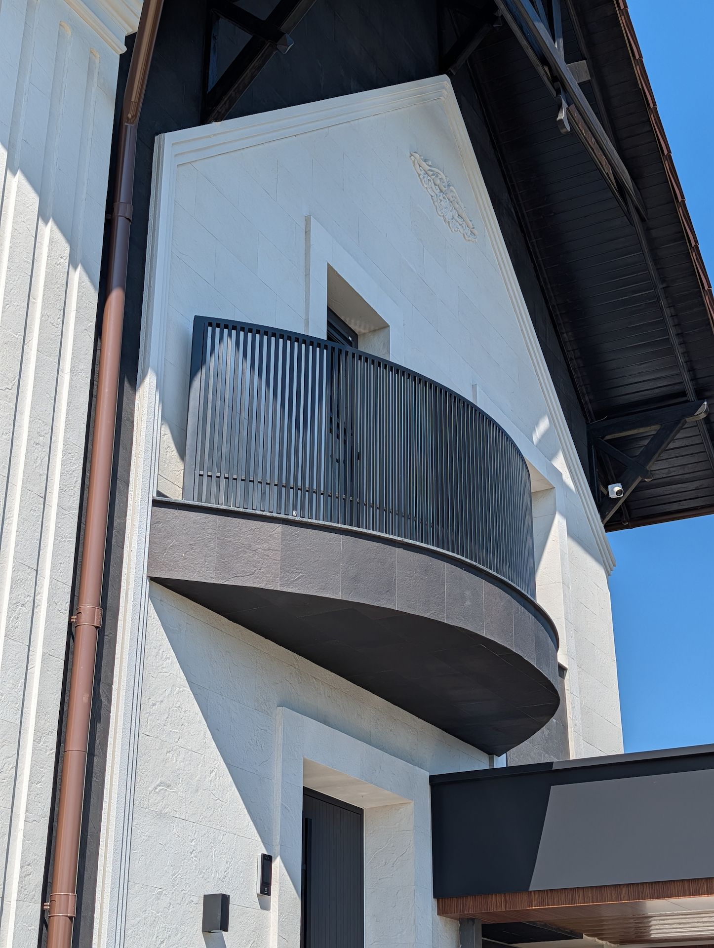Slate Beige flexible cladding — facade detail — 59